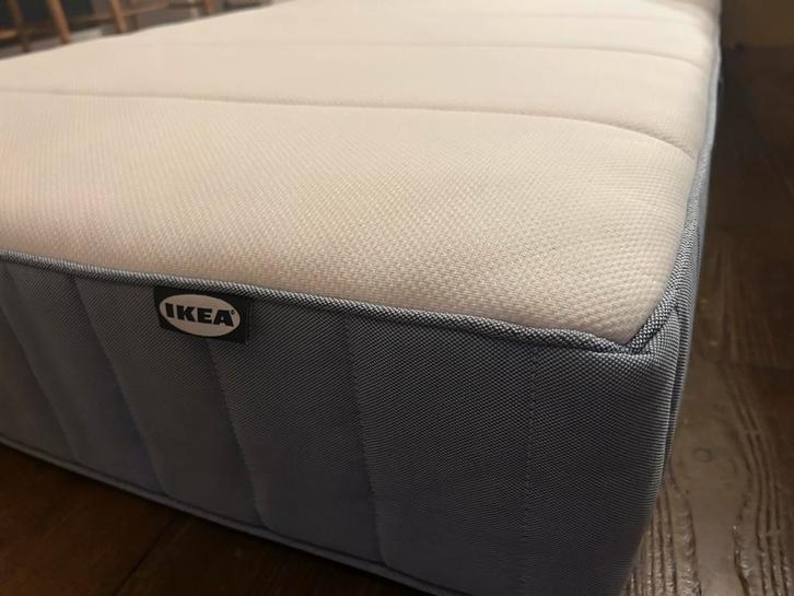 IKEA Versteröy Matras, Huis en Inrichting, Slaapkamer | Matrassen en Bedbodems, Zo goed als nieuw, Matras, 80 cm, 200 cm, Eenpersoons