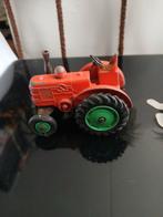 Field Marshall tractor.  Dinky toys. Mist bestuurder, Ophalen of Verzenden, Gebruikt, Tractor of Landbouw, Dinky Toys