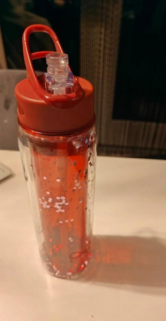 Hunkemöller glitter waterfles met rietje, Sport en Fitness, Bidons, Gebruikt, Ophalen of Verzenden