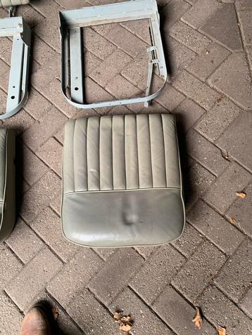 Jaguar XK 150 '57-'60  Interieur ( Stoelen/ Achterbankjes)  beschikbaar voor biedingen