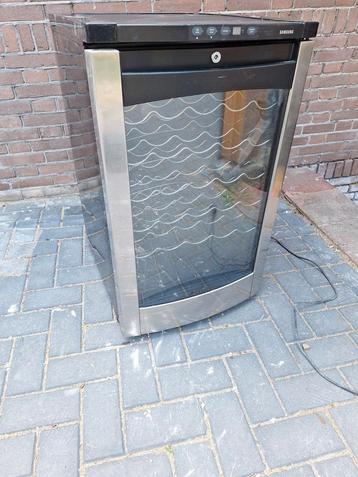 Wijnkoeler samsung RW33 EBSS beschikbaar voor biedingen