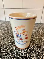Beker 10e Bevrijdingsdag 5 mei 1955, Antiek en Kunst, Antiek | Keramiek en Aardewerk, Ophalen of Verzenden
