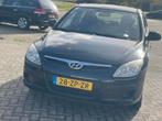 Hyundai i30 1.4 I Cvvt 5DR 2008 Zwart, Auto's, Voorwielaandrijving, 4 cilinders, 1396 cc, Zwart