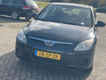 Hyundai i30 1.4 I Cvvt 5DR 2008 Zwart beschikbaar voor biedingen