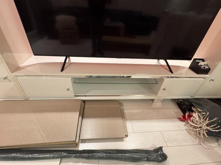 tv meubel, Huis en Inrichting, Kasten | Televisiemeubels, Zo goed als nieuw, Minder dan 100 cm, 25 tot 50 cm, Ophalen