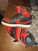 Nike sportschoenen maat 35.5 - Gebruikt, Gebruikt, Ophalen of Verzenden, Nike, Jongen of Meisje