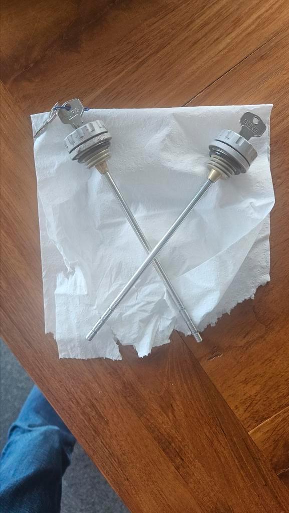 Touratech afsluitbare olievuldop F650 GS twin F800 GS, Motoren, Onderdelen | BMW, Gebruikt, Ophalen of Verzenden