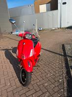 Mooie Rode Vespa Primavera, Ophalen of Verzenden, Gebruikt, Maximaal 45 km/u, Overige modellen