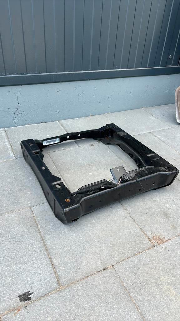 onderbak console stoel opel vivaro trafic talento vanaf 2014, Auto-onderdelen, Interieur en Bekleding, Fiat, Nissan, Opel, Renault