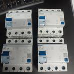 Doepke Aardlekschakelaar 4P 125A 0.3A, Doe-het-zelf en Verbouw, Elektra en Kabels, Ophalen