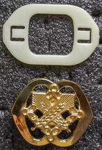 Baretembleem Intendance 16 Kleine LMB uitvoering, Verzamelen, Verzenden, Landmacht, Nederland, Embleem of Badge