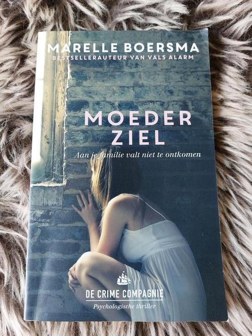 Thriller • Marelle Boersma - Moederziel, Boeken, Thrillers, Zo goed als nieuw, Nederland, Ophalen of Verzenden