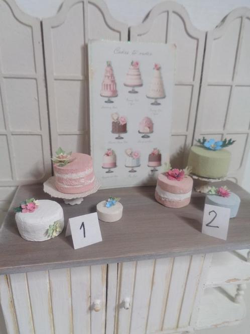 Setje taartjes,,, Poppenhuis 1:12..(Nr Br142)*, Verzamelen, Poppenhuizen en Toebehoren, Nieuw, Poppenhuis, Ophalen of Verzenden