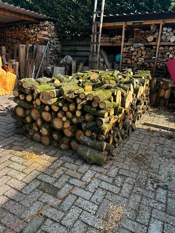 Eiken openhaardhout beschikbaar voor biedingen