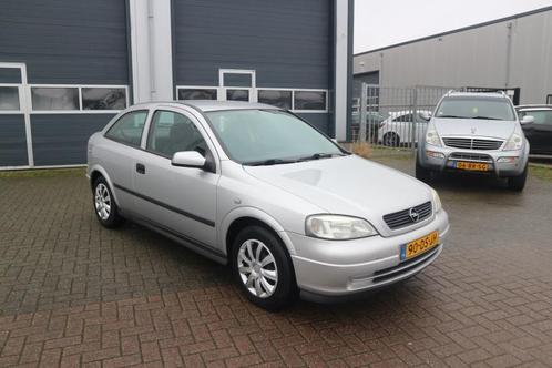 Opel Astra 1.6 GL (bj 1999), Auto's, Opel, Bedrijf, Te koop, Astra, Airbags, Alarm, Centrale vergrendeling, Startonderbreker, Benzine