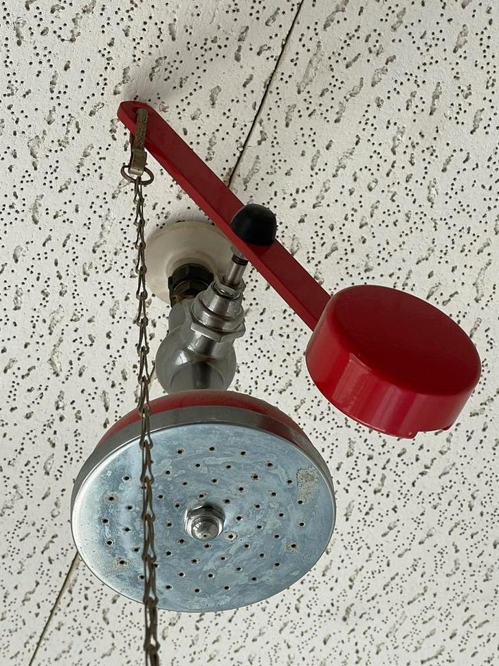 Nooddouche voor Bedrijven, plafondaansluiting, Doe-het-zelf en Verbouw, Sanitair, Ophalen