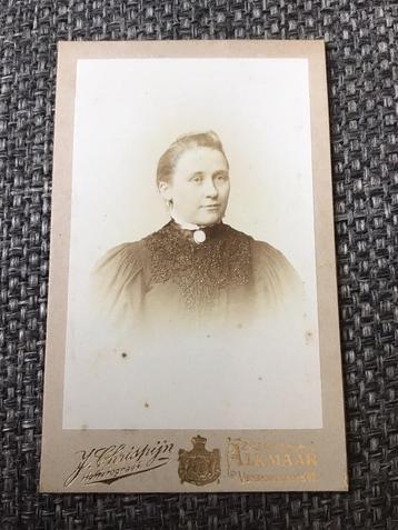 CDV, Vrouw, J. Chrispijn, Alkmaar, Carte de Visite 2 beschikbaar voor biedingen
