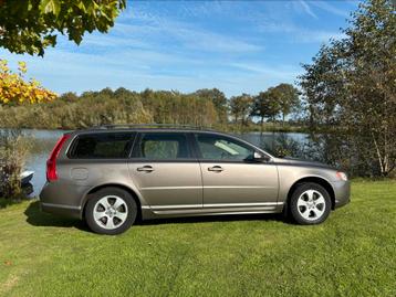 Volvo V70 2.5 T AUTOMAAT,  Youngtimer, 179000 km. beschikbaar voor biedingen