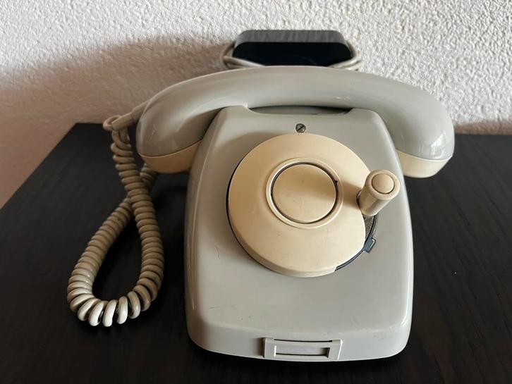 PTT T65 LB Telefoon Retro klassieker uit de jaren ’70, Telecommunicatie, Vaste telefoons | Niet Draadloos, Gebruikt, Met draaischijf