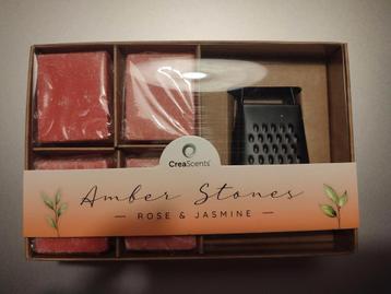 Amber Stones - Roos & Jasmijn beschikbaar voor biedingen