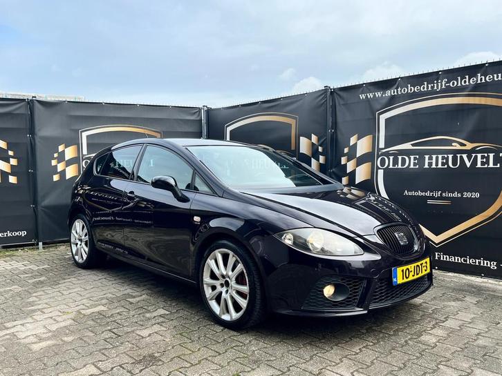Seat Leon 2.0 TFSI Cupra |Paars, NAP, 241PK|, Auto's, Seat, Bedrijf, Te koop, Leon, ABS, Airbags, Airconditioning, Boordcomputer