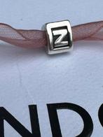 Pandora bedel letter Z, Sieraden, Tassen en Uiterlijk, Bedels, Gebruikt, Pandora, Ophalen of Verzenden, 1 bedel