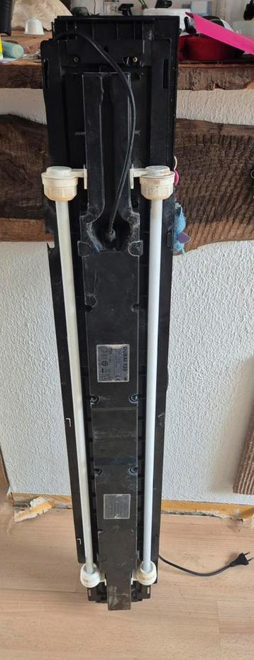 Led verlichtingbalk met deksels. beschikbaar voor biedingen