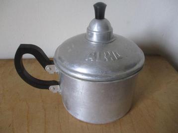 Eierkoker van Alho, retro vintage beschikbaar voor biedingen