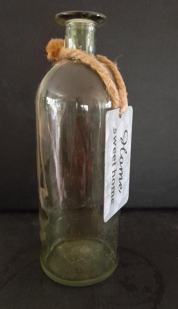 Glazen vaas - fles beschikbaar voor biedingen
