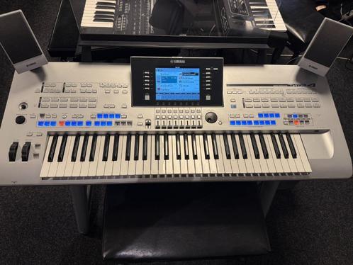 Tyros 4 keyboard/workstation met toebehoren EARX01634, Muziek en Instrumenten, Keyboards, Gebruikt, 61 toetsen, Yamaha, Aanslaggevoelig