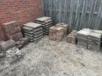 Gratis, Tuin en Terras, Ophalen, Zo goed als nieuw, Beton, Klinkers