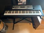 Yamaha keybord, Muziek en Instrumenten, Keyboards, 61 toetsen, Met standaard, Ophalen of Verzenden, Zo goed als nieuw