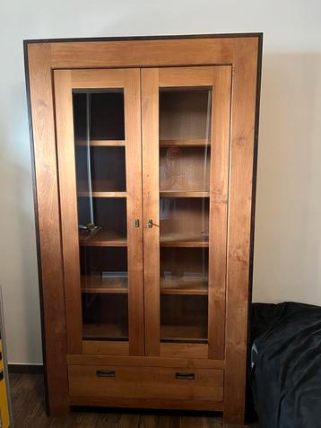 Vitrine kast glazen deurkast Teak hout beschikbaar voor biedingen