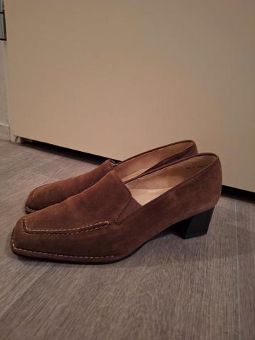 Klassieke Dames Schoenen maat 40 (6.5) beschikbaar voor biedingen