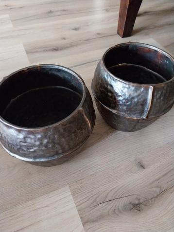Vintage potten tekoop  beschikbaar voor biedingen