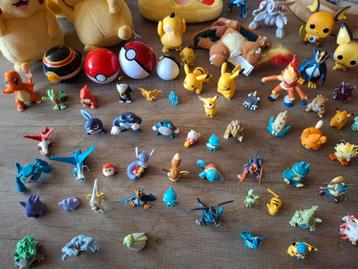 Grote pokemon figuren verzameling  beschikbaar voor biedingen