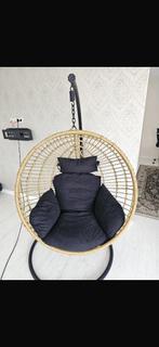 Hangstoel, Ophalen of Verzenden, Zo goed als nieuw, Zwart