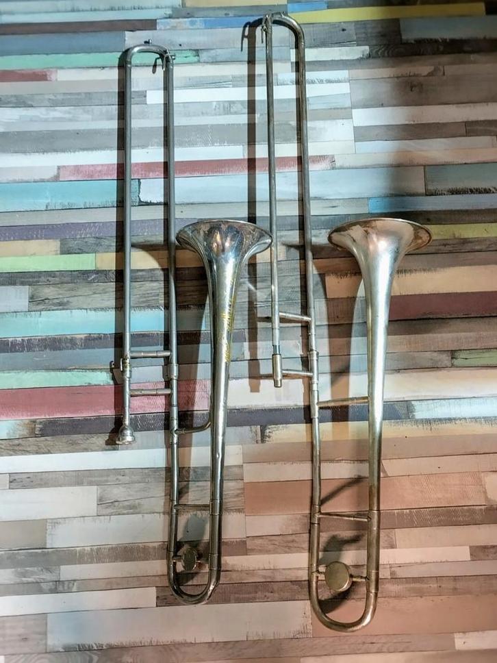 2x trombones, B&F made in Holland, en 'Perrot, incl. Monstuk, Muziek en Instrumenten, Blaasinstrumenten | Trombones, Gebruikt