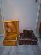 2 Rieten mandjes en 3 Opbergkratjes - Set van 5, Huis en Inrichting, Woonaccessoires | Schalen en Manden, Ophalen, Mand, Zo goed als nieuw