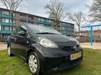 Toyota Aygo 1.0 12V Vvt-i 5DRS 2008 Zwart, Voorwielaandrijving, 4 stoelen, Origineel Nederlands, Bedrijf