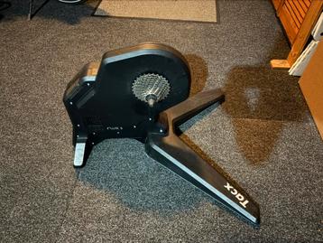 Tacx flux S smart T2900 met 11 speed cassette beschikbaar voor biedingen