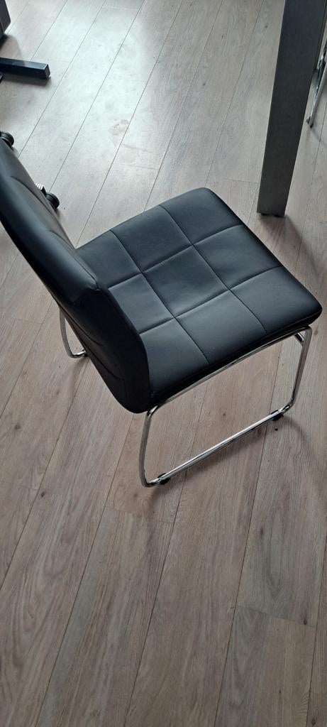 Zwarte Yisk stoelen 6 stuks, Huis en Inrichting, Fauteuils, Gebruikt, Kunststof, Metaal, Minder dan 50 cm, Minder dan 75 cm, Ophalen