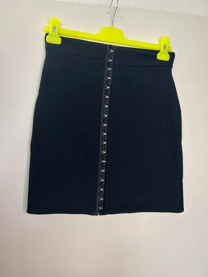 Vintage dames rokje maat 38, Kleding | Dames, Rokken, Gedragen, Maat 38/40 (M), Zwart, Boven de knie, Ophalen of Verzenden