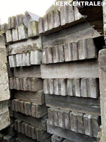 ROOIKORTING 3.000stuks betonbanden 18/20x25x100cm stoeprand., Tuin en Terras, Tegels en Klinkers, Gebruikt, Overige typen, Beton