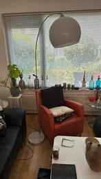 Vloerlamp op stenen voet met voetschakelaar, Huis en Inrichting, Lampen | Vloerlampen, Ophalen of Verzenden, Zo goed als nieuw