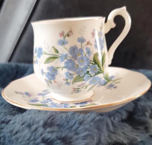 Royal Albert mooi Kop en schotel., Antiek en Kunst, Antiek | Porselein, Ophalen of Verzenden