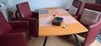 Mooie grote eettafel met 4 bordo rode stoelen op wieltjes., Ophalen