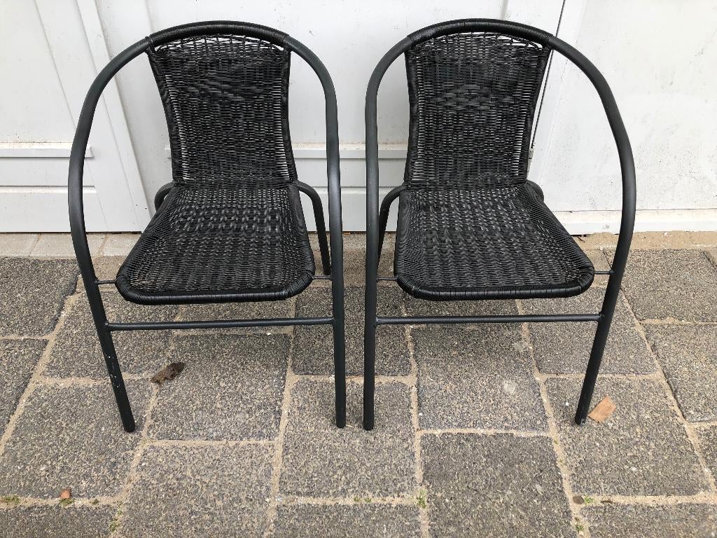 twee rieten stoeltjes zwart in goede staat, Ophalen, Gebruikt, Twee, Zwart