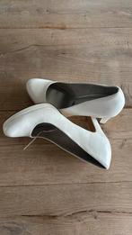 Tamaris pumps maat 39 nieuw, Kleding | Dames, Trouwkleding en Trouwaccessoires, Ophalen of Verzenden, Zo goed als nieuw, Schoenen