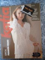 KATIA. NO 22, Ophalen of Verzenden, Zo goed als nieuw, Haken, Patroon of Boek